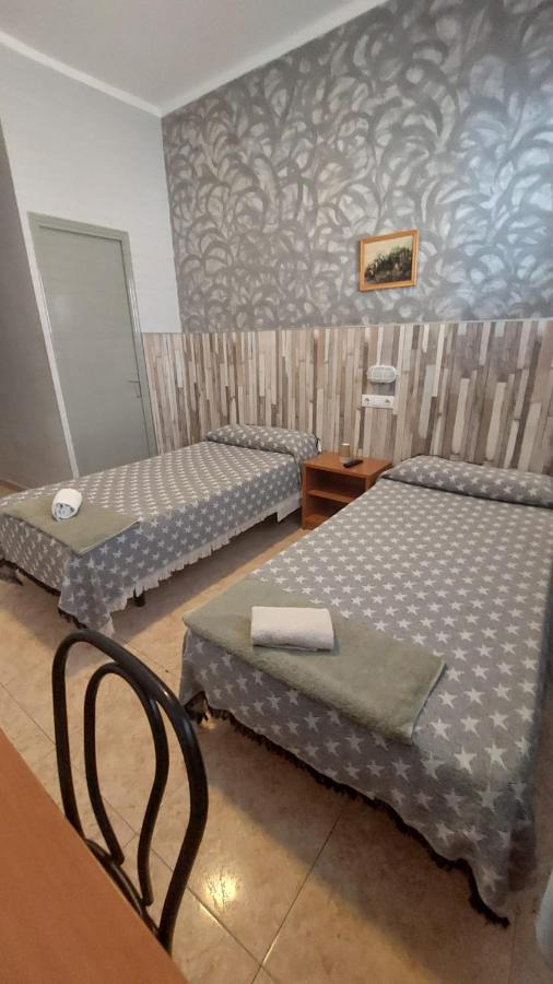 Pension Suiza Reus Exterior foto