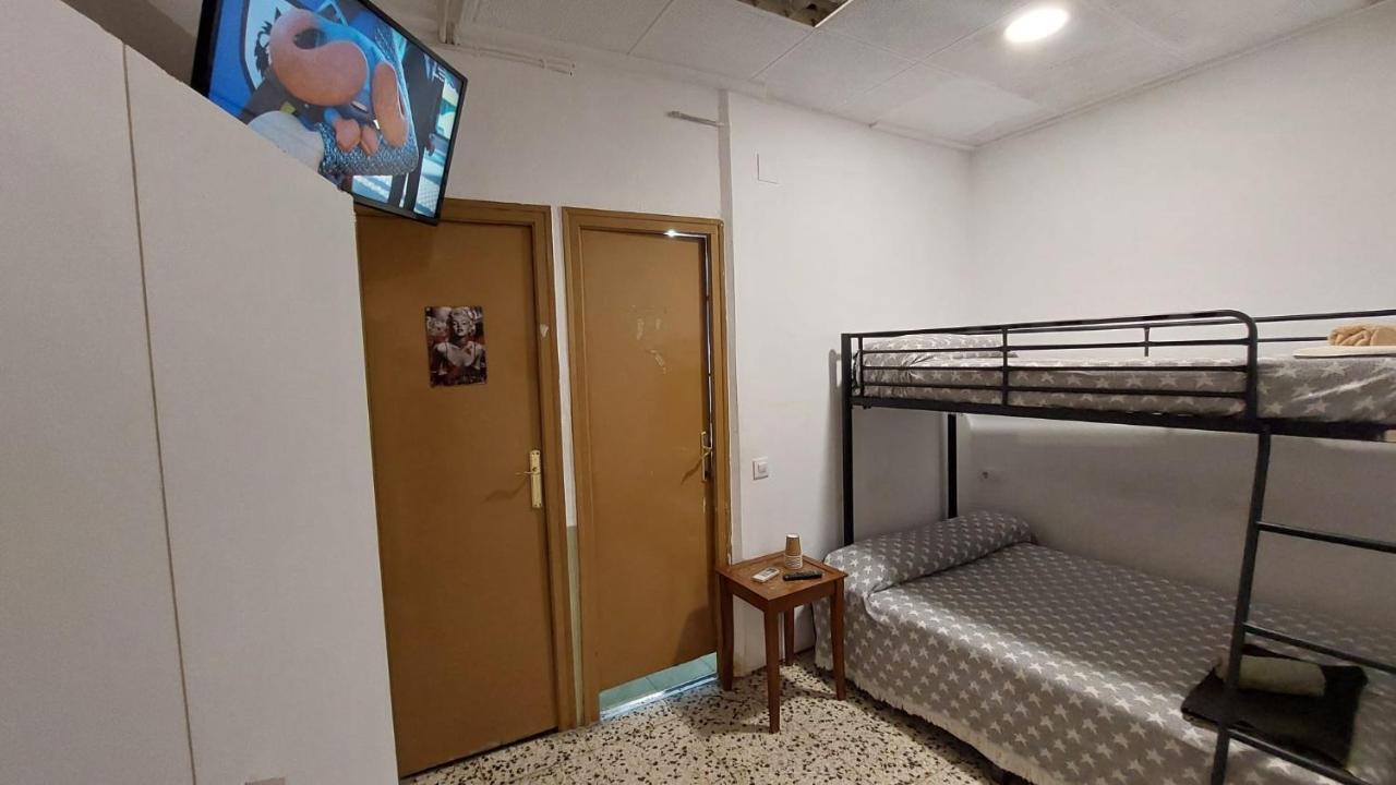 Pension Suiza Reus Exterior foto